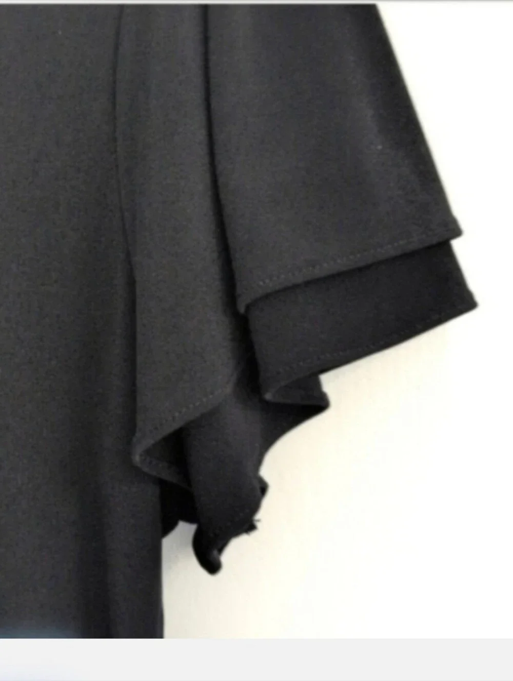 Classic Black Dressy Calvin Klein V-Neck Flutter Sleeve Top Medium - Picture 5 of 10